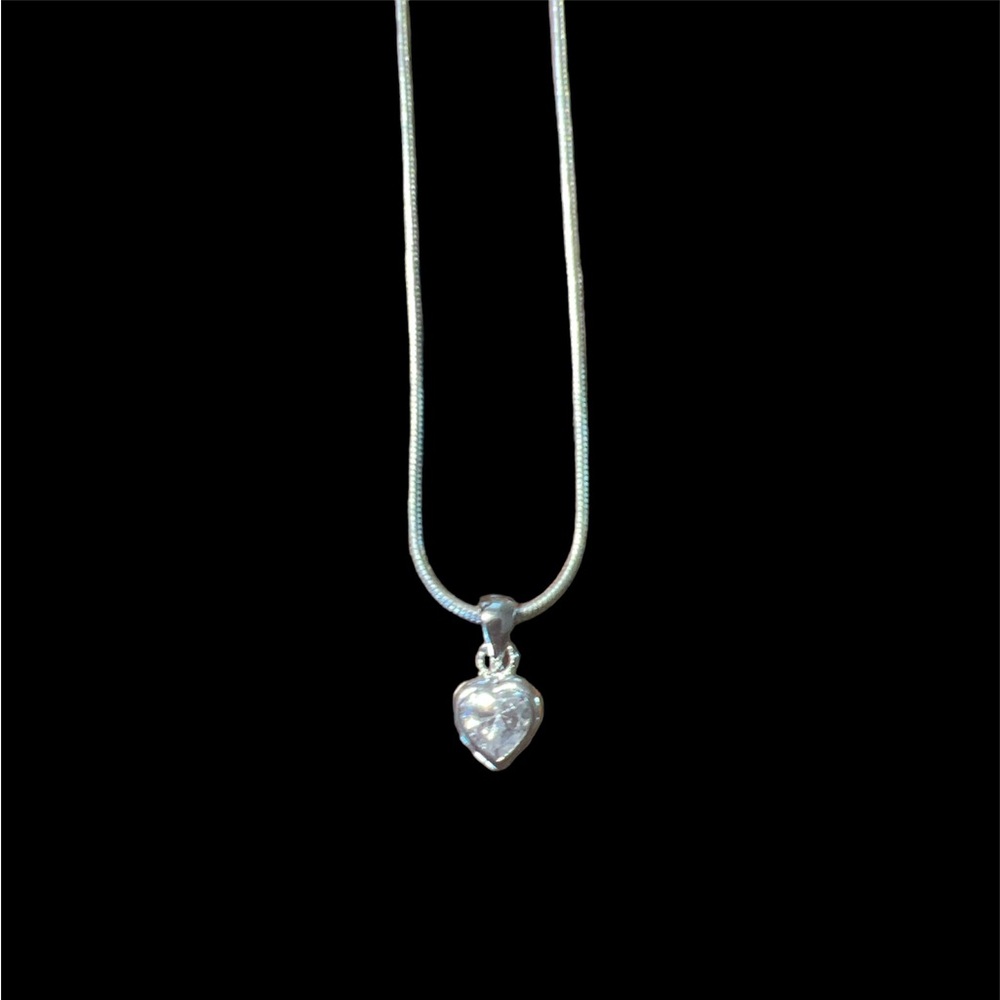 Necklace with heart shaped pendant